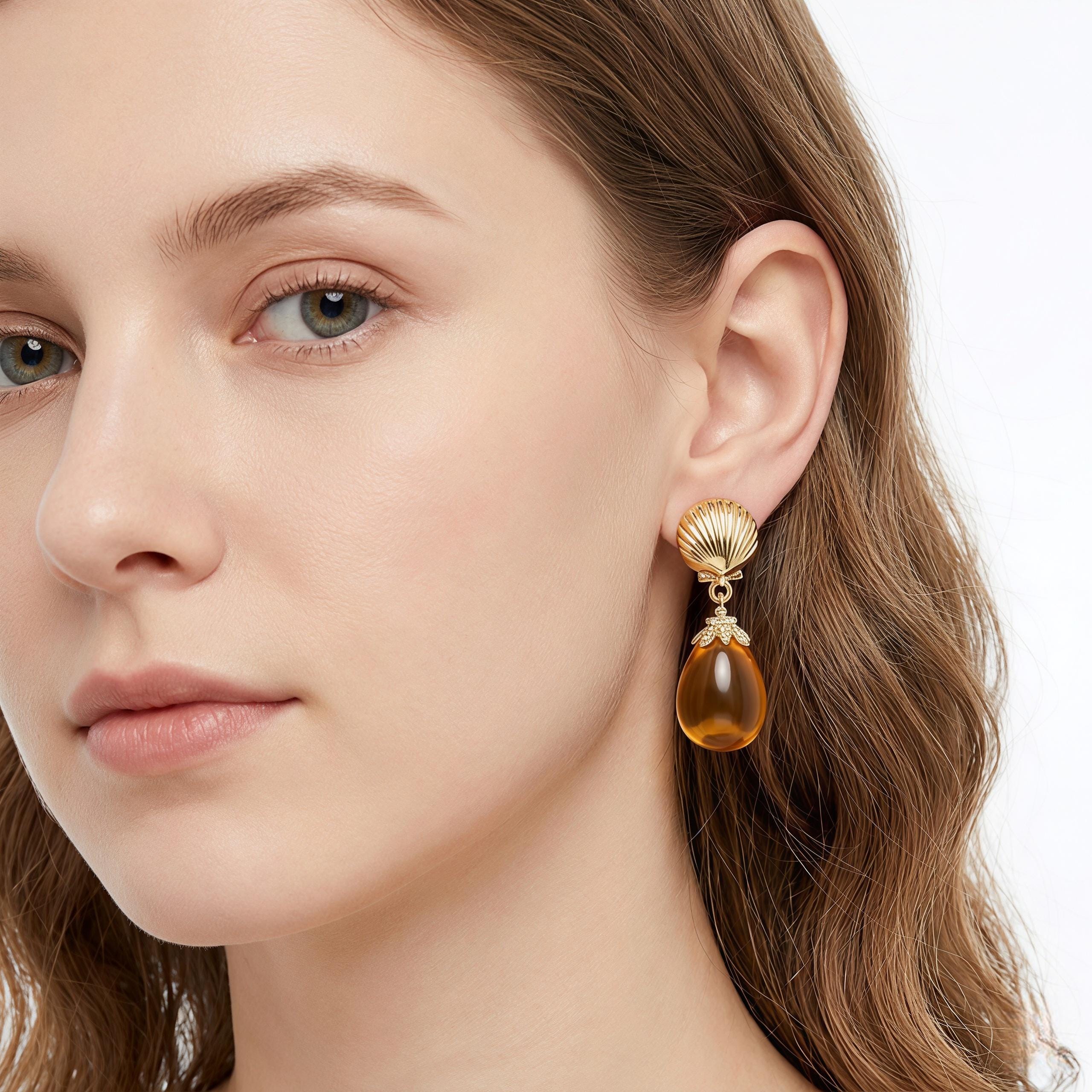 Amber Teardrop Earrings – Vintage Gold Shell & Long Drop Earrings – Elegant Statement Jewelry