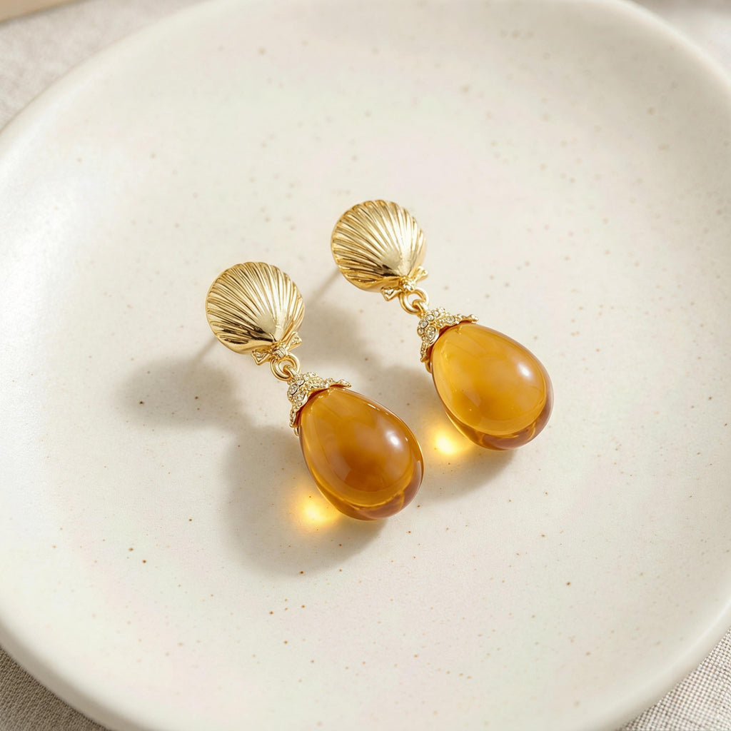 Amber Teardrop Earrings – Vintage Gold Shell & Long Drop Earrings – Elegant Statement Jewelry