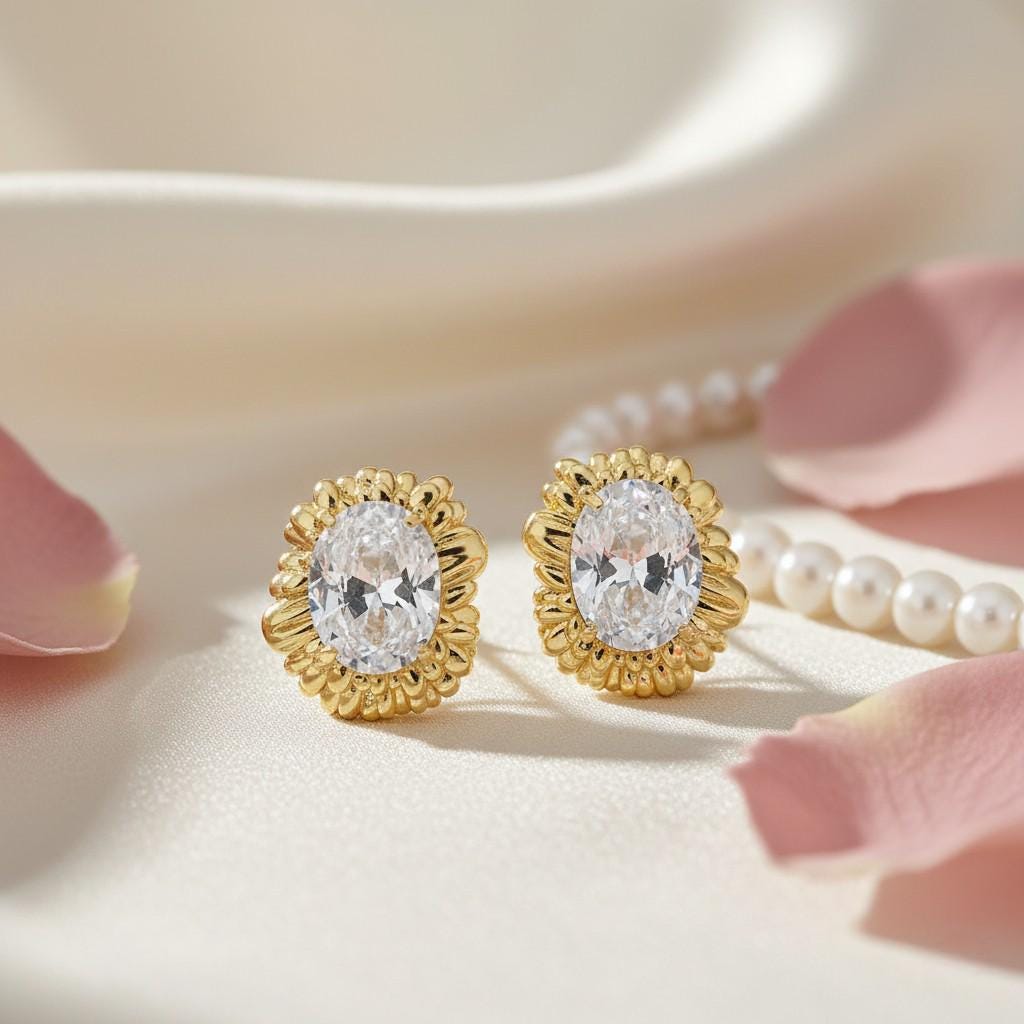 Golden Sunflower Stud Earrings – 18K Gold Plated Floral Earrings