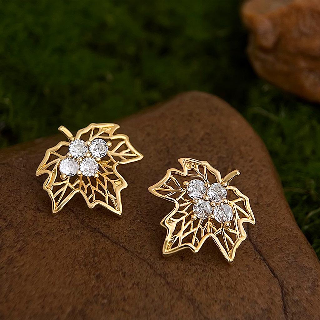Golden Maple Leaf Necklace & Earrings – Bloom Collection | Autumn Whisper Jewelry