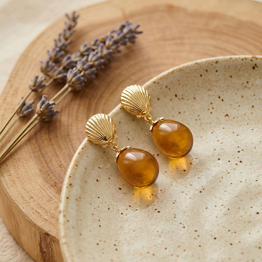 Amber Teardrop Earrings – Vintage Gold Shell & Long Drop Earrings – Elegant Statement Jewelry