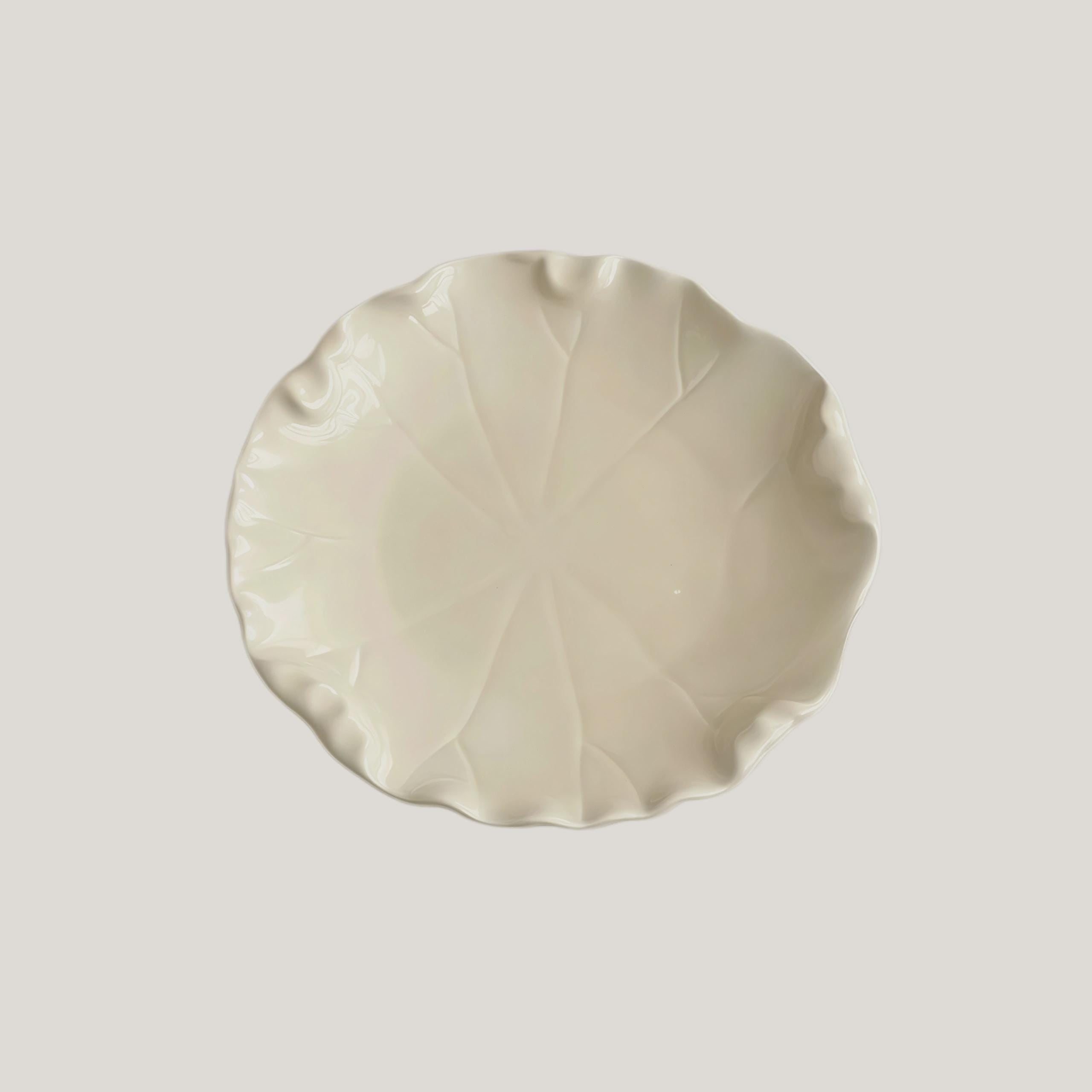 Scalloped Leaf Ceramic Side Plate | 6-Inch Dessert Plate