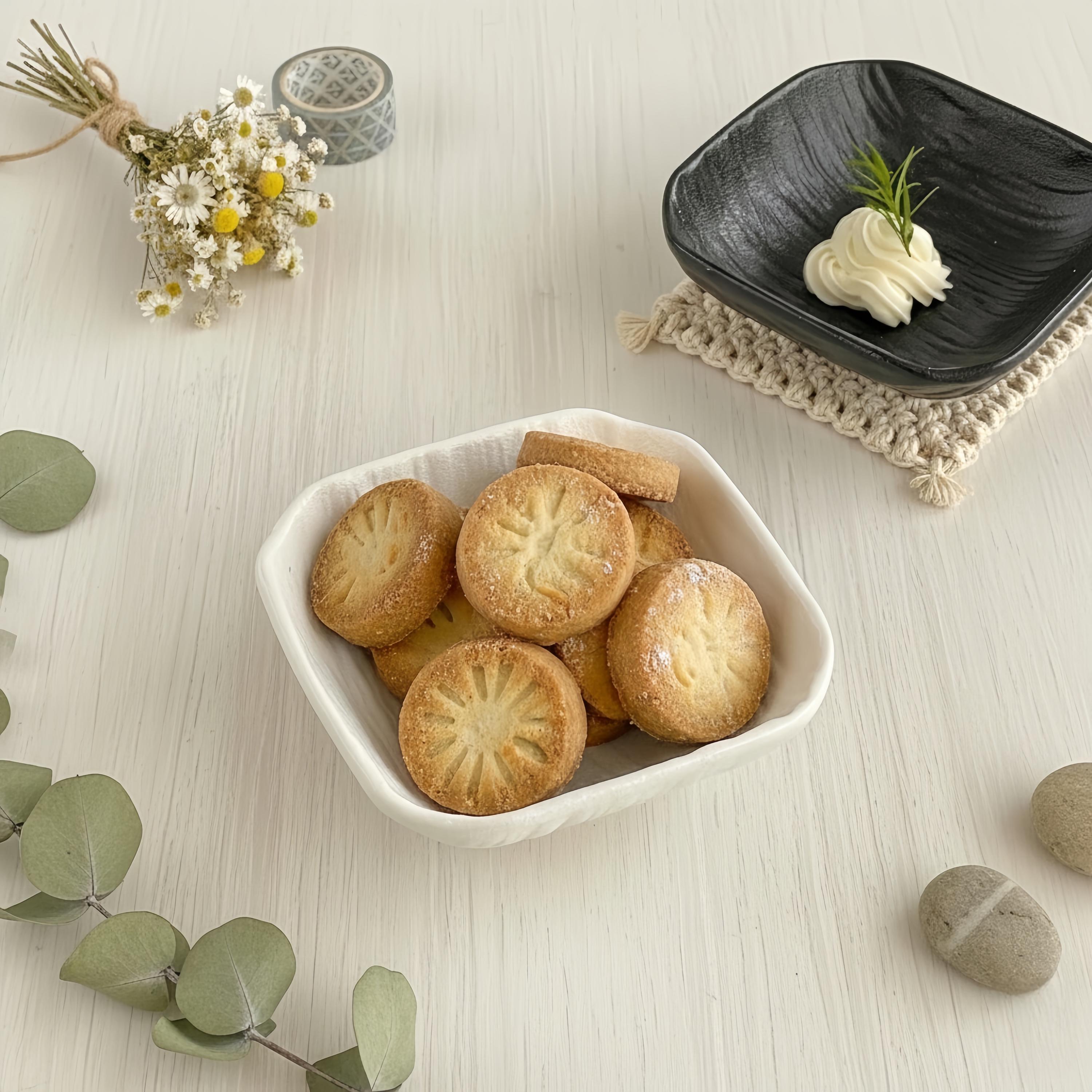 Wabi-Sabi Ceramic Dipping Dish | Minimalist Japanese Style Sauce Plate