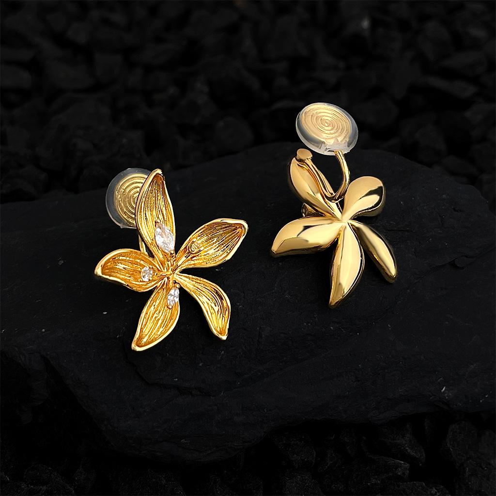 Morning Bloom Gold Flower Stud Earrings – 18K Gold Plated Floral Earrings, CZ Dew Drop Earrings