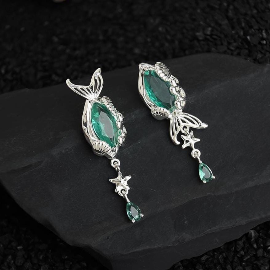 Mermaid Tail Earrings – Ocean-Inspired Fantasy Earrings with Emerald Green Zircon