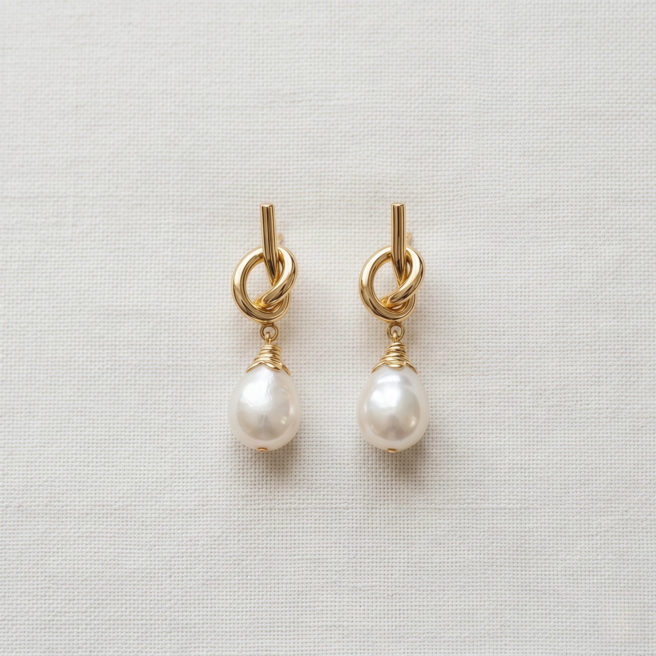 Minimalist Pearl Drop Earrings – Gold Knot Studs with Freshwater Pearl