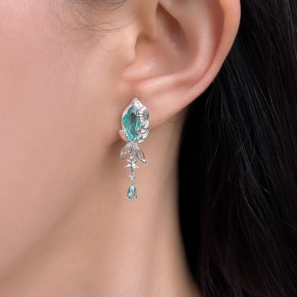 Mermaid Tail Earrings – Ocean-Inspired Fantasy Earrings with Emerald Green Zircon
