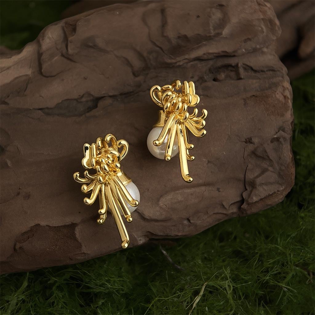Gold Pearl Chrysanthemum Earrings – Art Nouveau Filigree Pearl Earrings