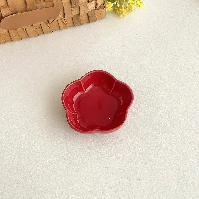 Flower Petal Ceramic Dish: Japanese Style Sauce Bowls