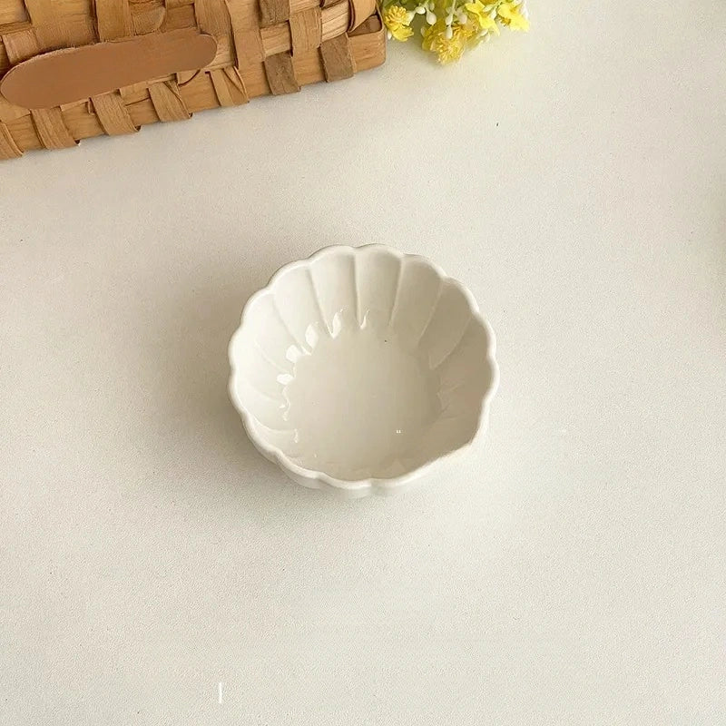 Flower Petal Ceramic Dish: Japanese Style Sauce Bowls